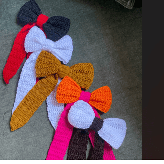Crotchet hair bow