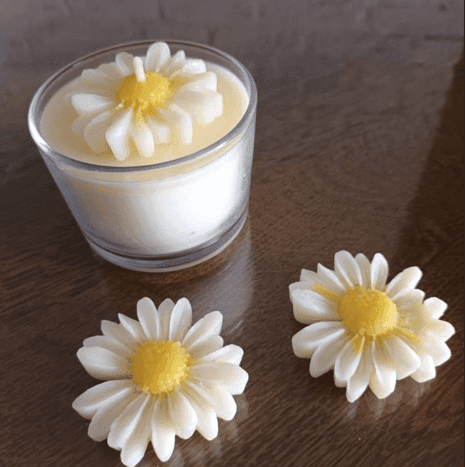 sunflower aromatherapy candle