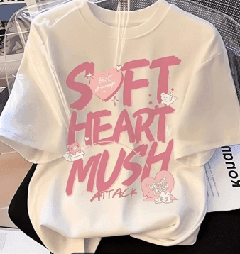 Soft hrt print tee